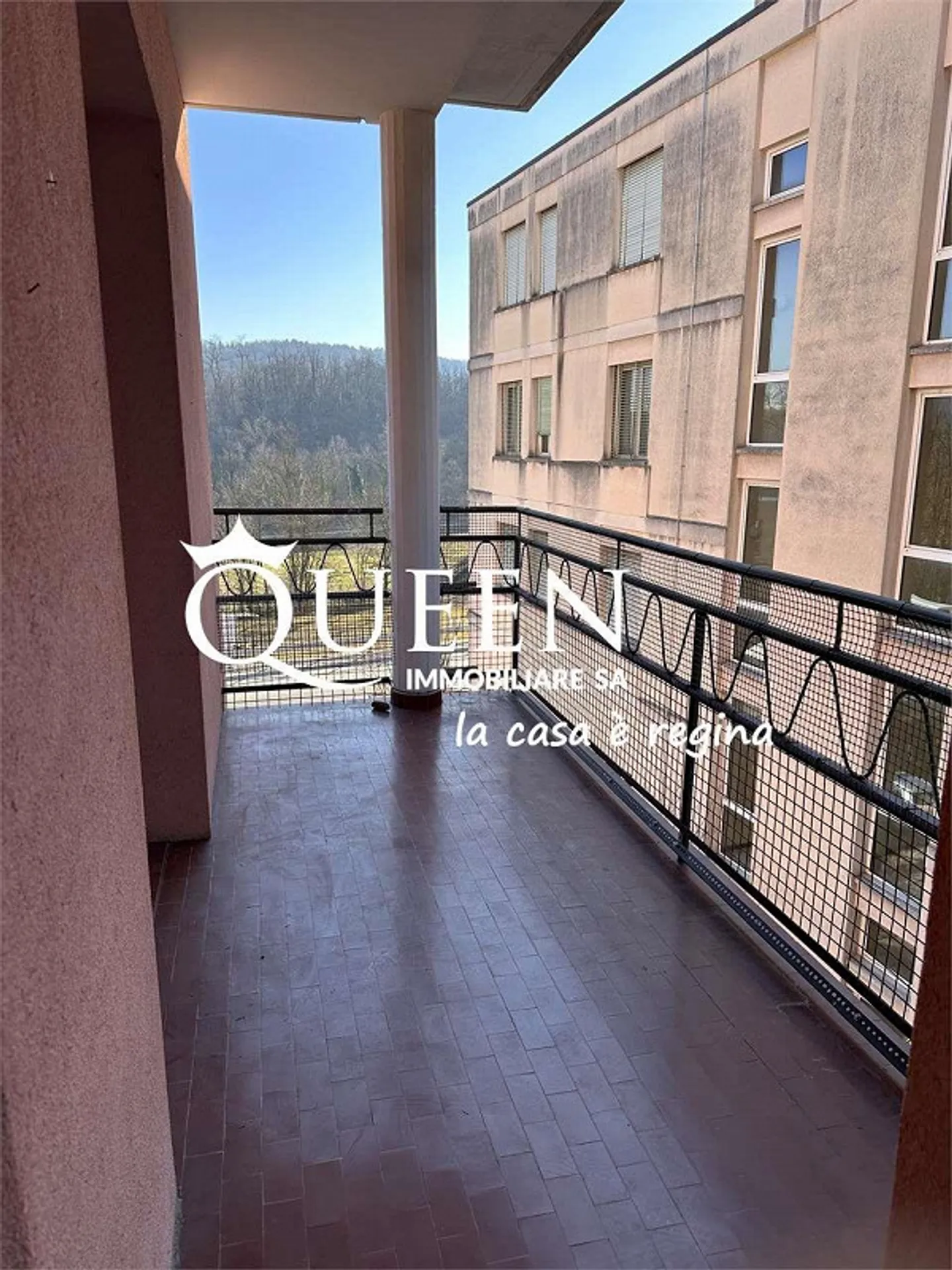 Stabio : appartement lumineux de 4,5 pièces avec terrasse - Photo 4 sur 12