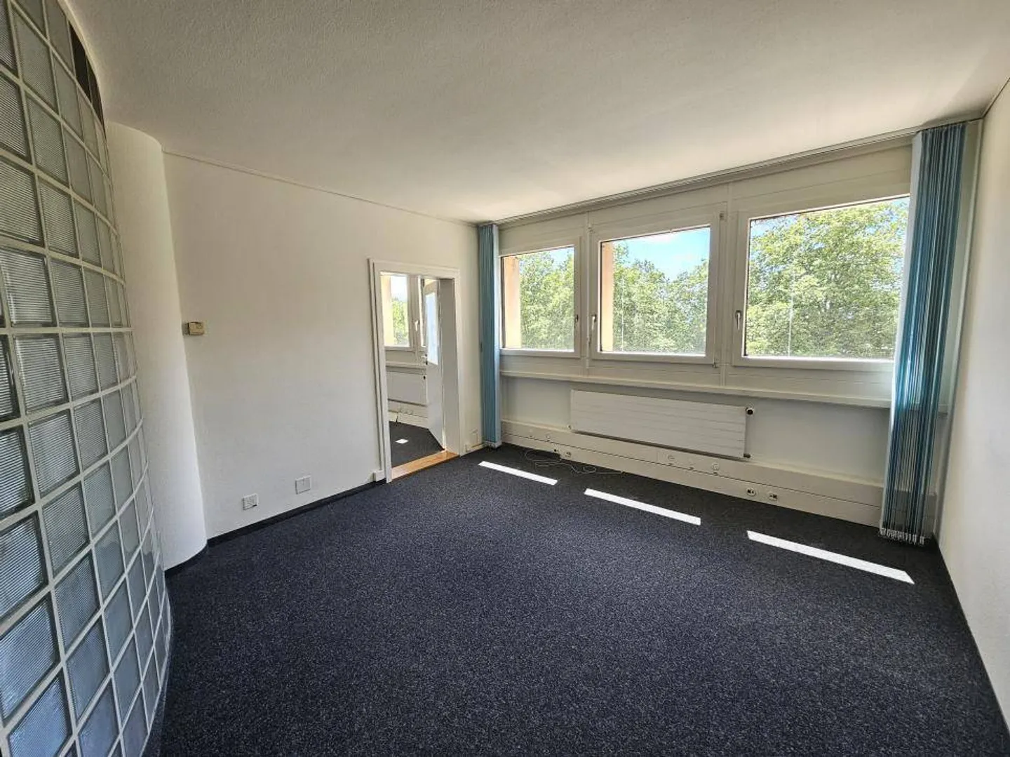 Office/Administration 235 m2 in Renens VD - Photo 9 of 11