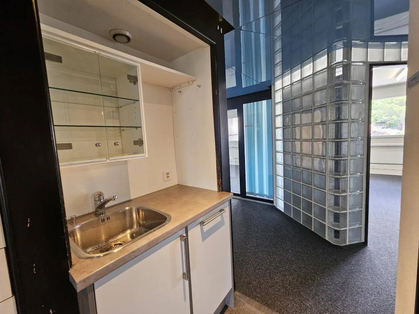 Office/Administration 235 m2 in Renens VD - Photo 10 of 11