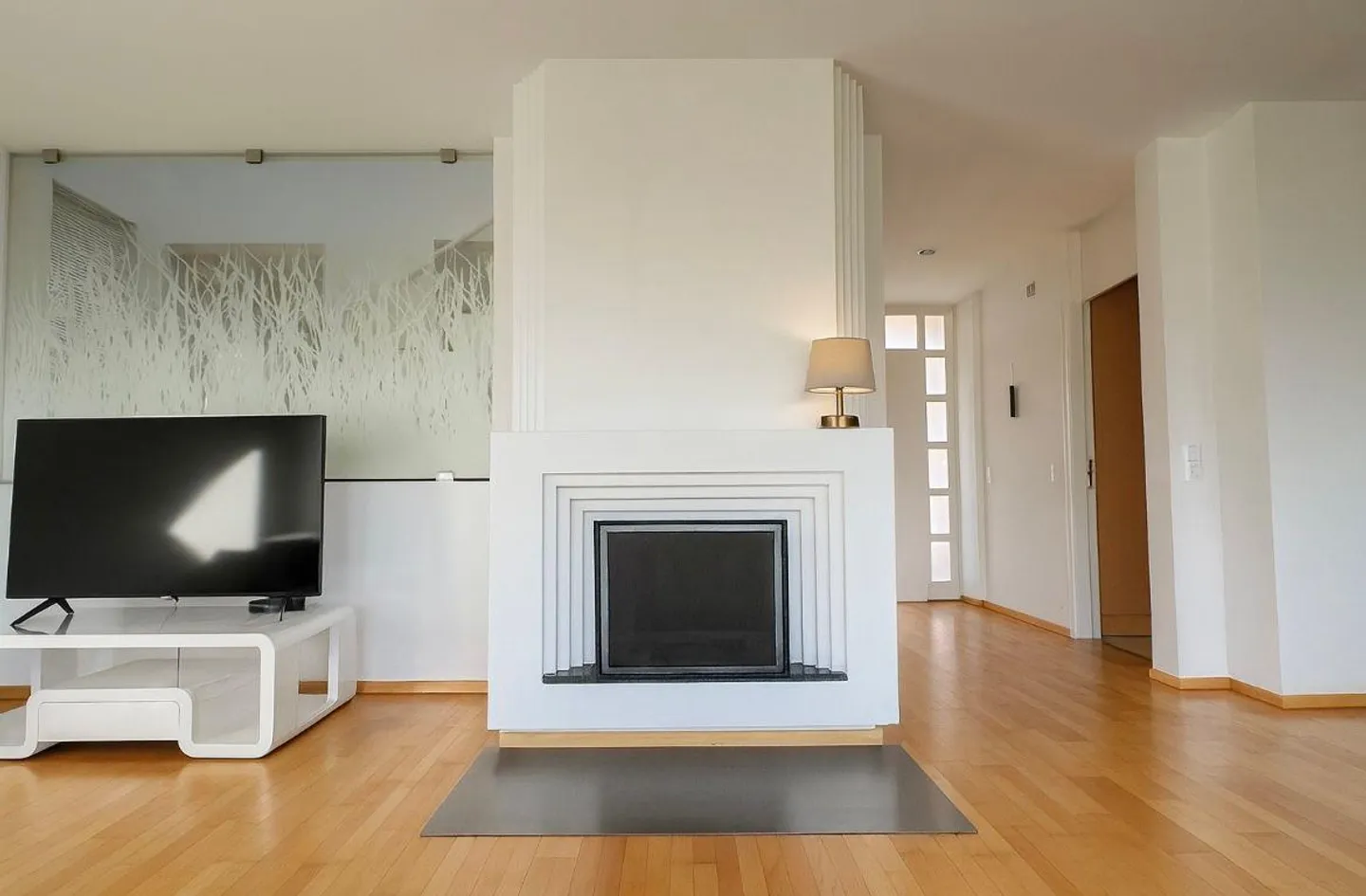 Villa élégante avec jardin privé à quelques minutes de Lugano - Photo 4 sur 14