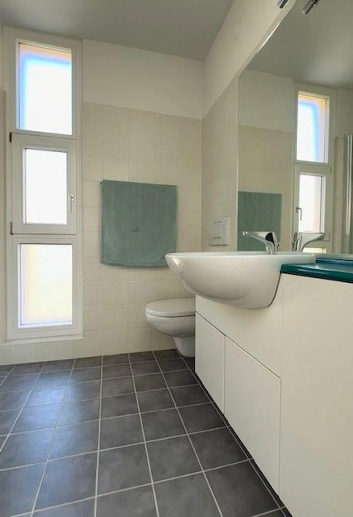 Villa élégante avec jardin privé à quelques minutes de Lugano - Photo 6 sur 14