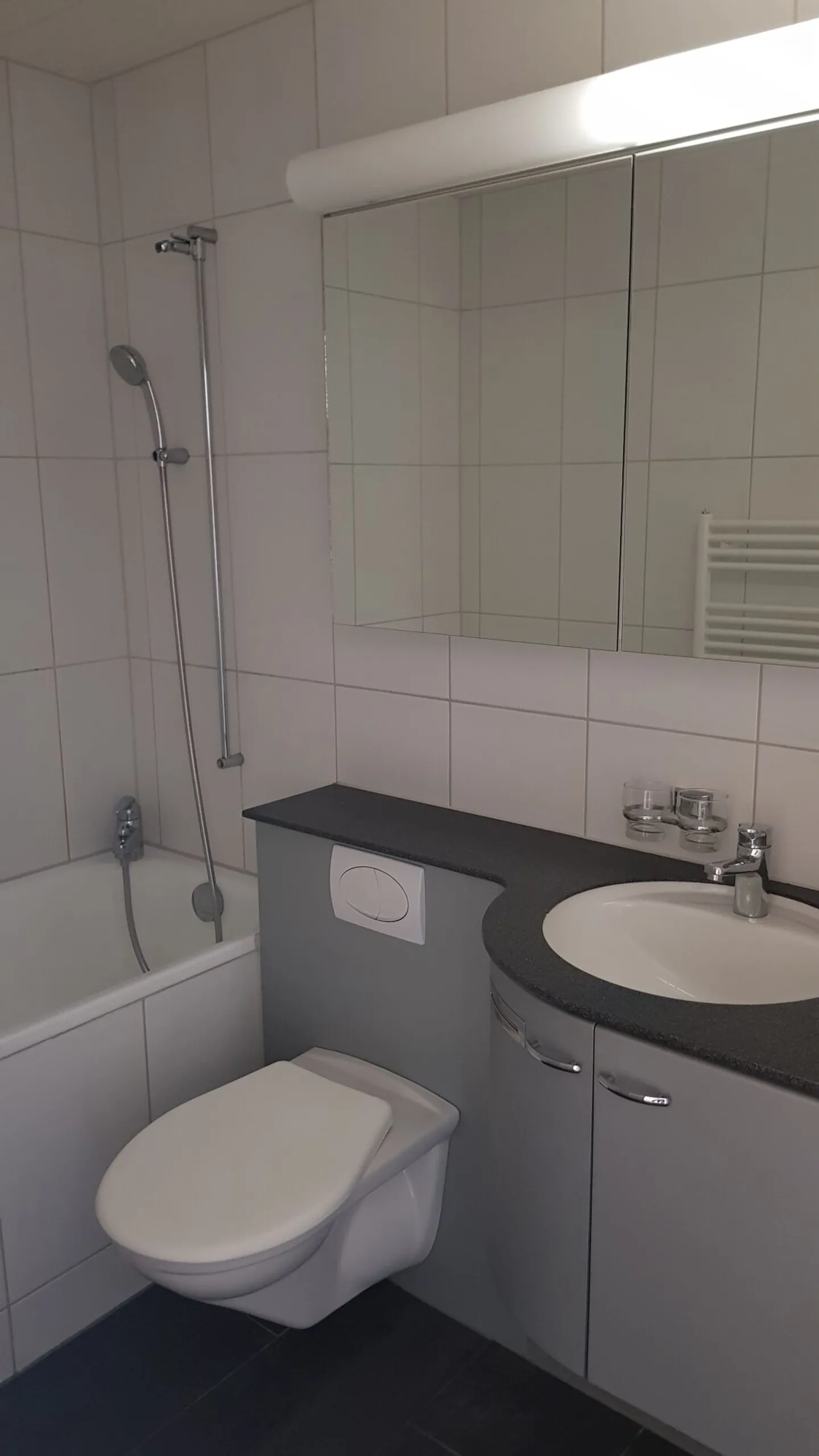 Luminoso appartamento di 2 stanze con molto comfort abitativo - Foto 3 di 6