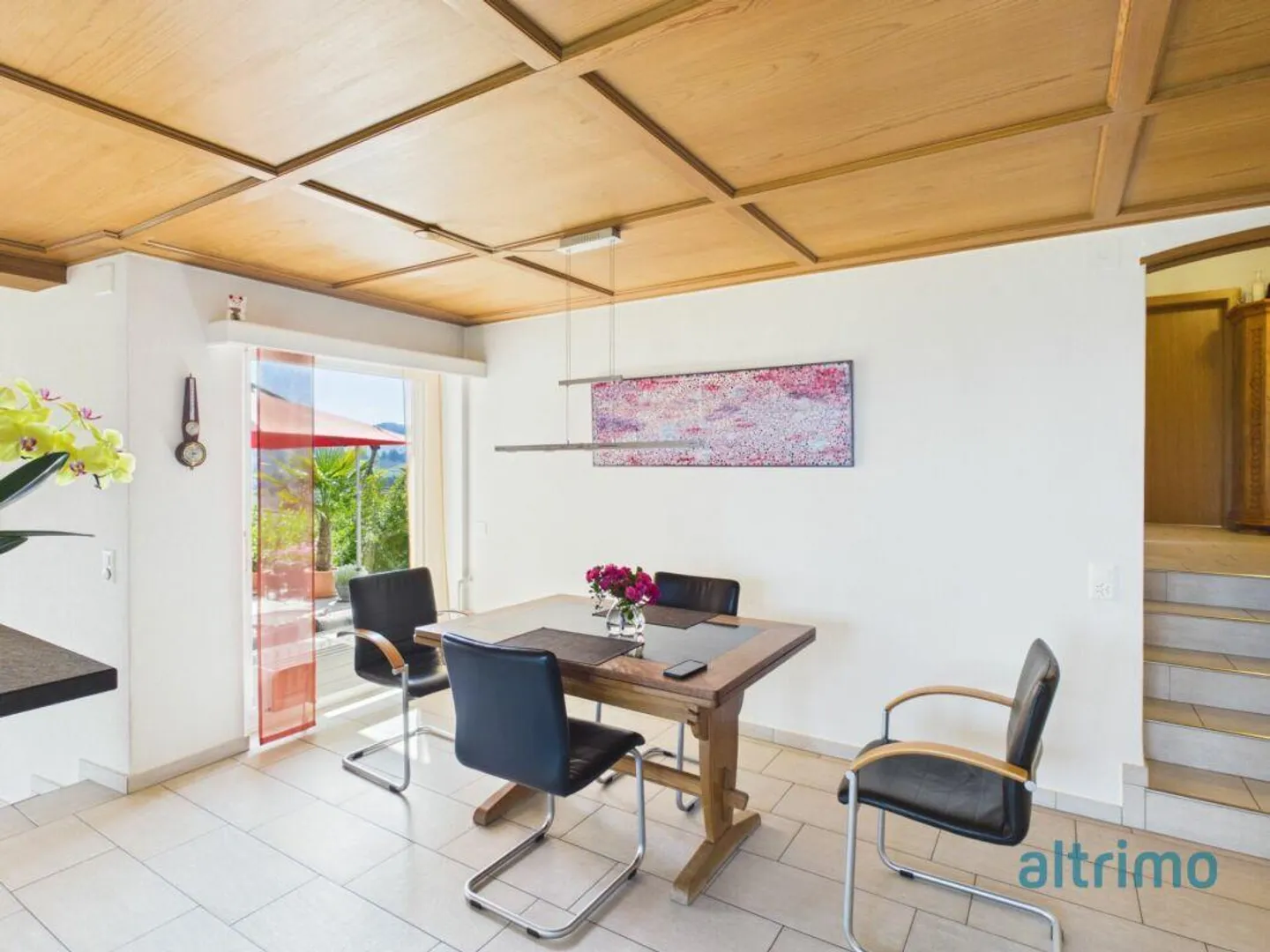 Charmantes Einfamilienhaus mit grossem Garten, Weitsicht und umfass... - Photo 3 sur 12