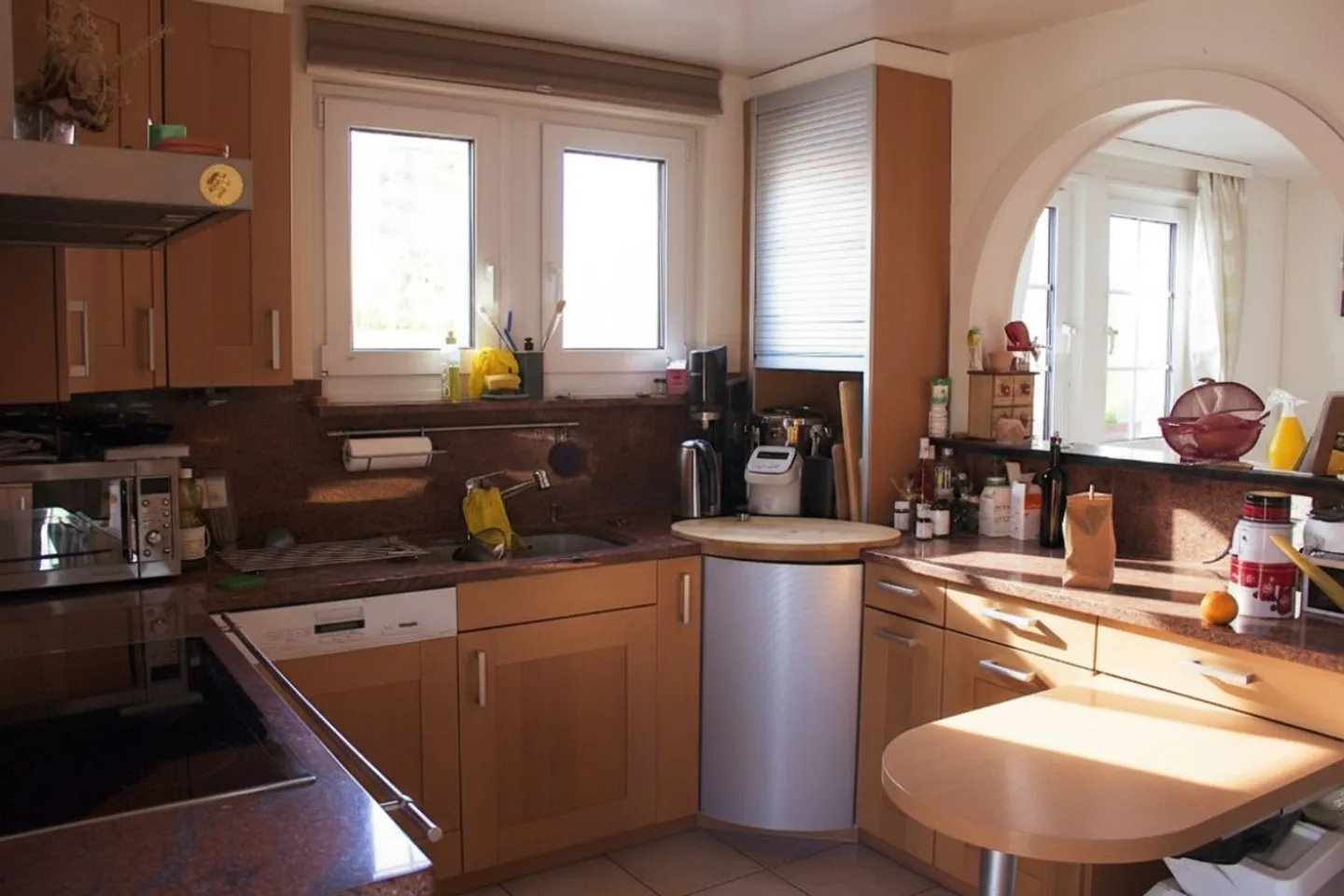 In affitto - Magnifica casa bifamiliare con 7,5 stanze nel cuore di Féchy - Foto 12 di 13