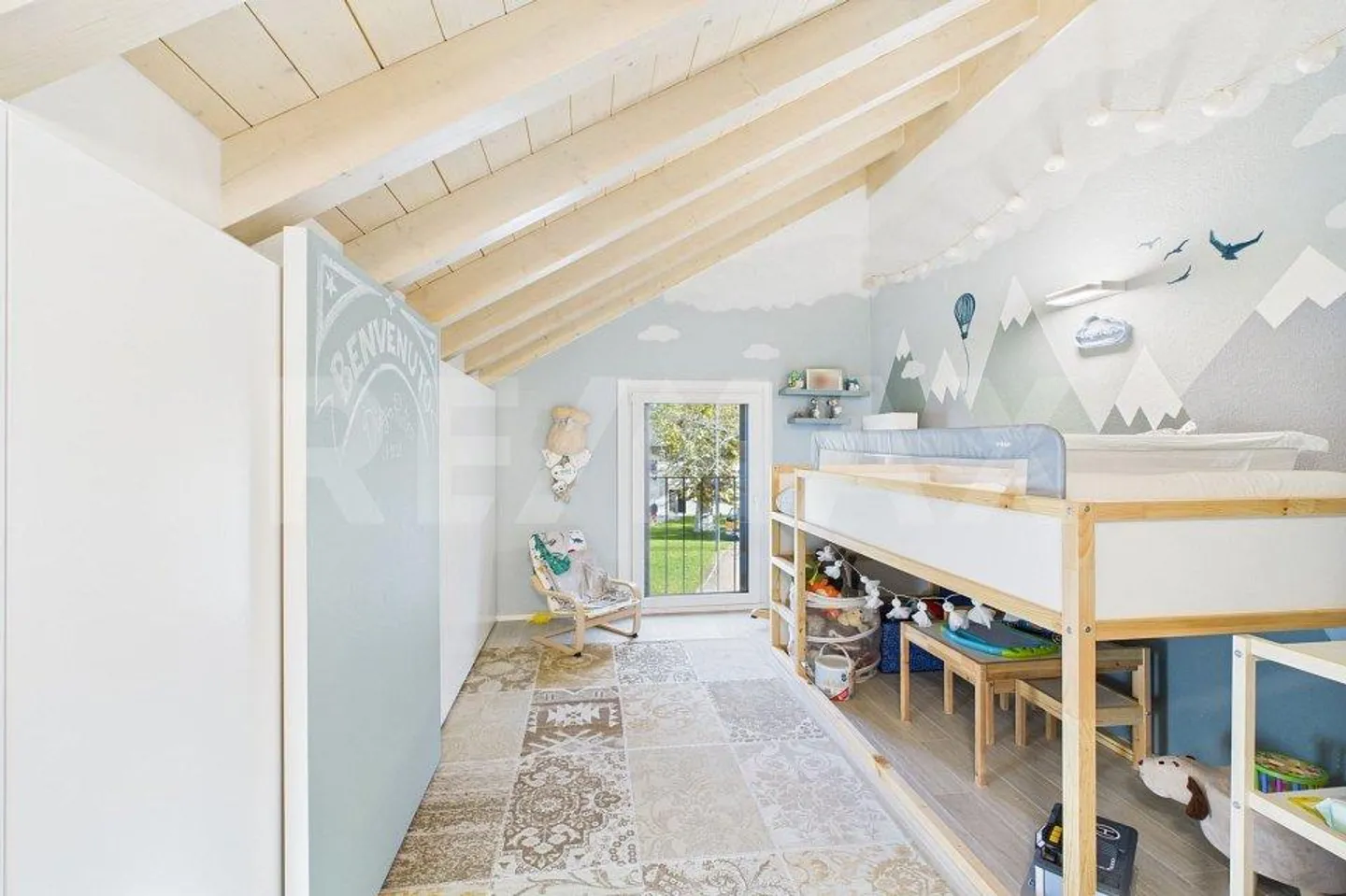 Modernes Einfamilienhaus  Eleganz, Komfort und neuste Technologie - Foto 7 von 13