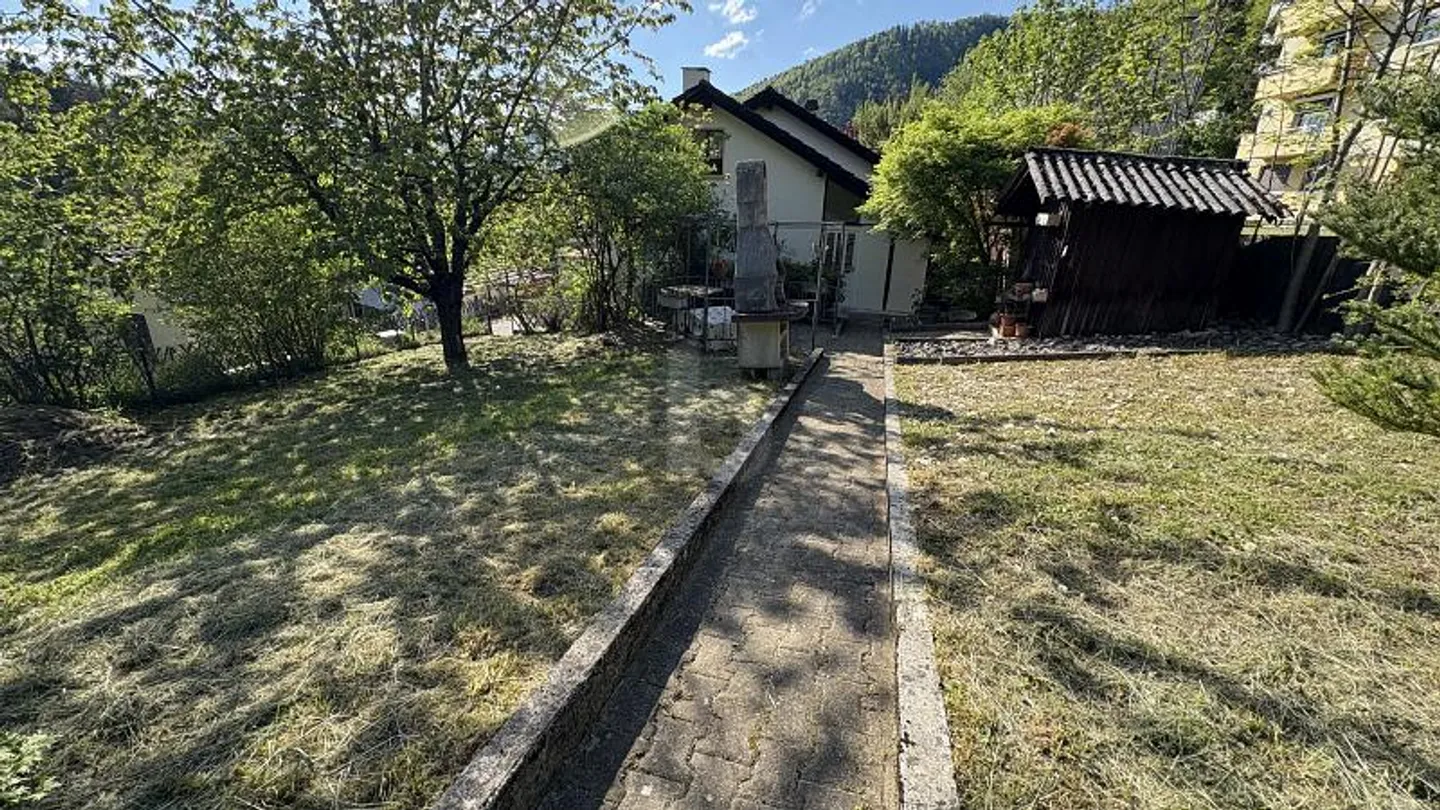 Spacious Family Home in Moutier - Photo 5 of 6