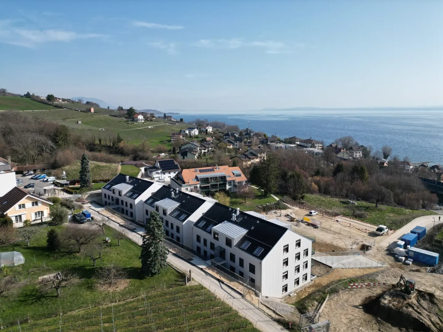 Appartements au bord du lac - Photo 4 sur 13