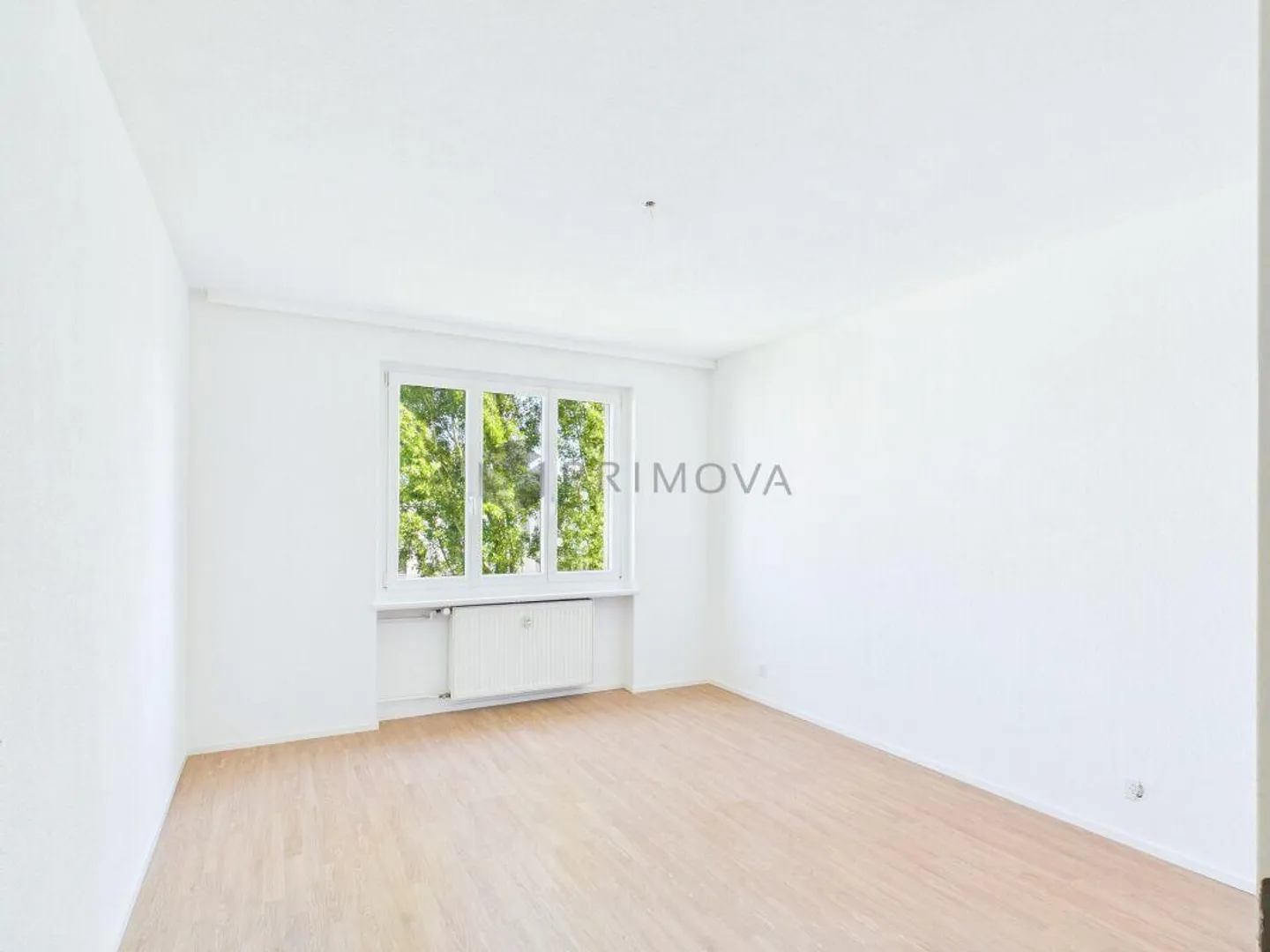 Enjoy living comfort in a central location - condominium seeks its equal! - Photo 3 of 6