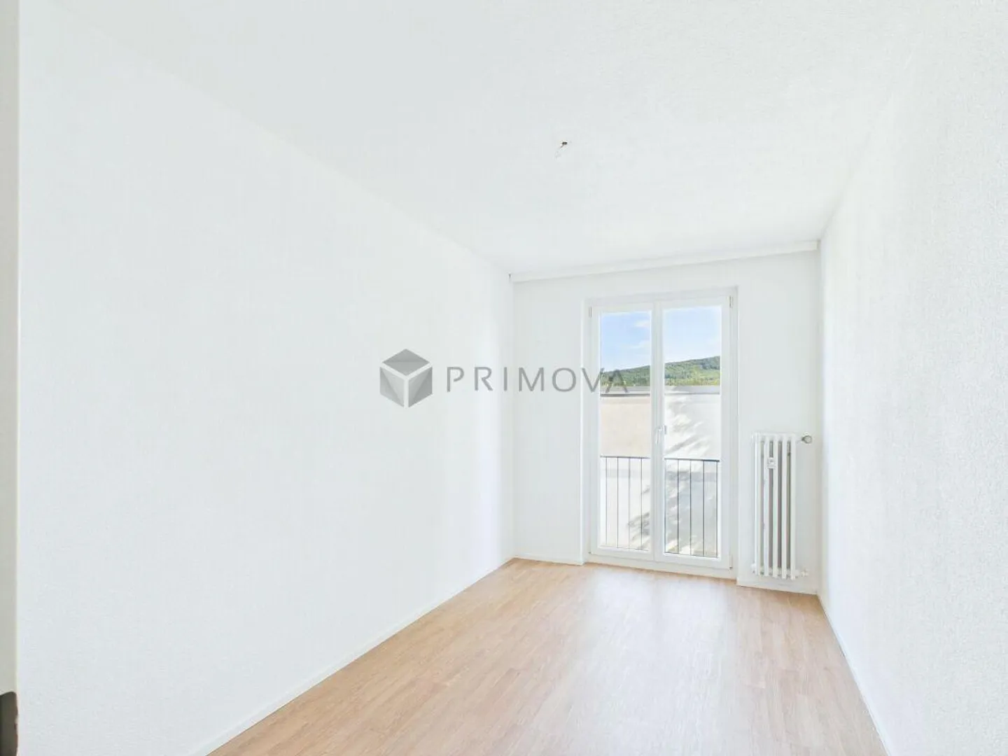 Enjoy living comfort in a central location - condominium seeks its equal! - Photo 4 of 6