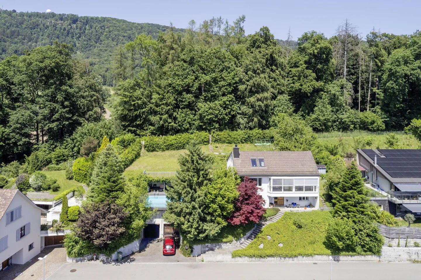 Einfamilienhaus mit Pool - Foto 1 von 15