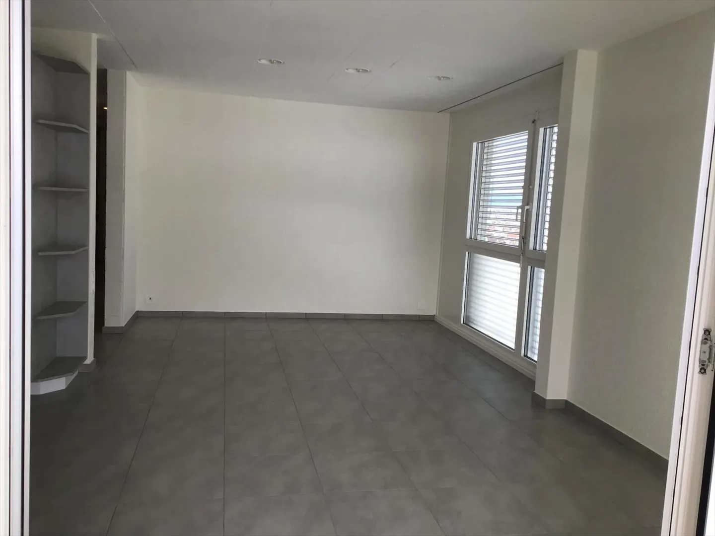 3.5-room apartment close to schools - Photo 2 of 8