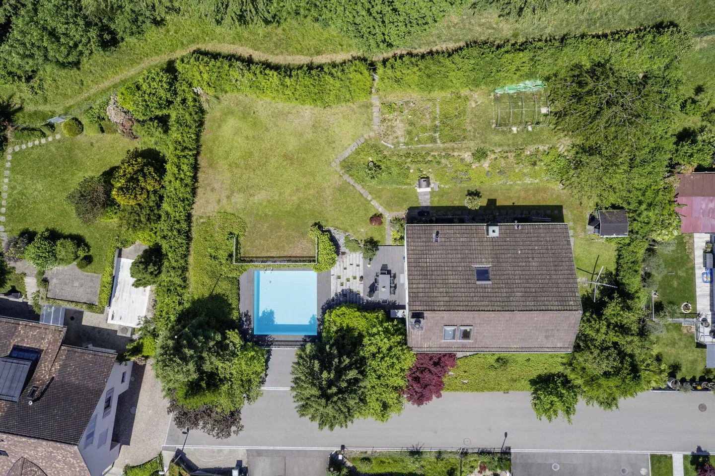 Einfamilienhaus mit Pool - Foto 3 von 15