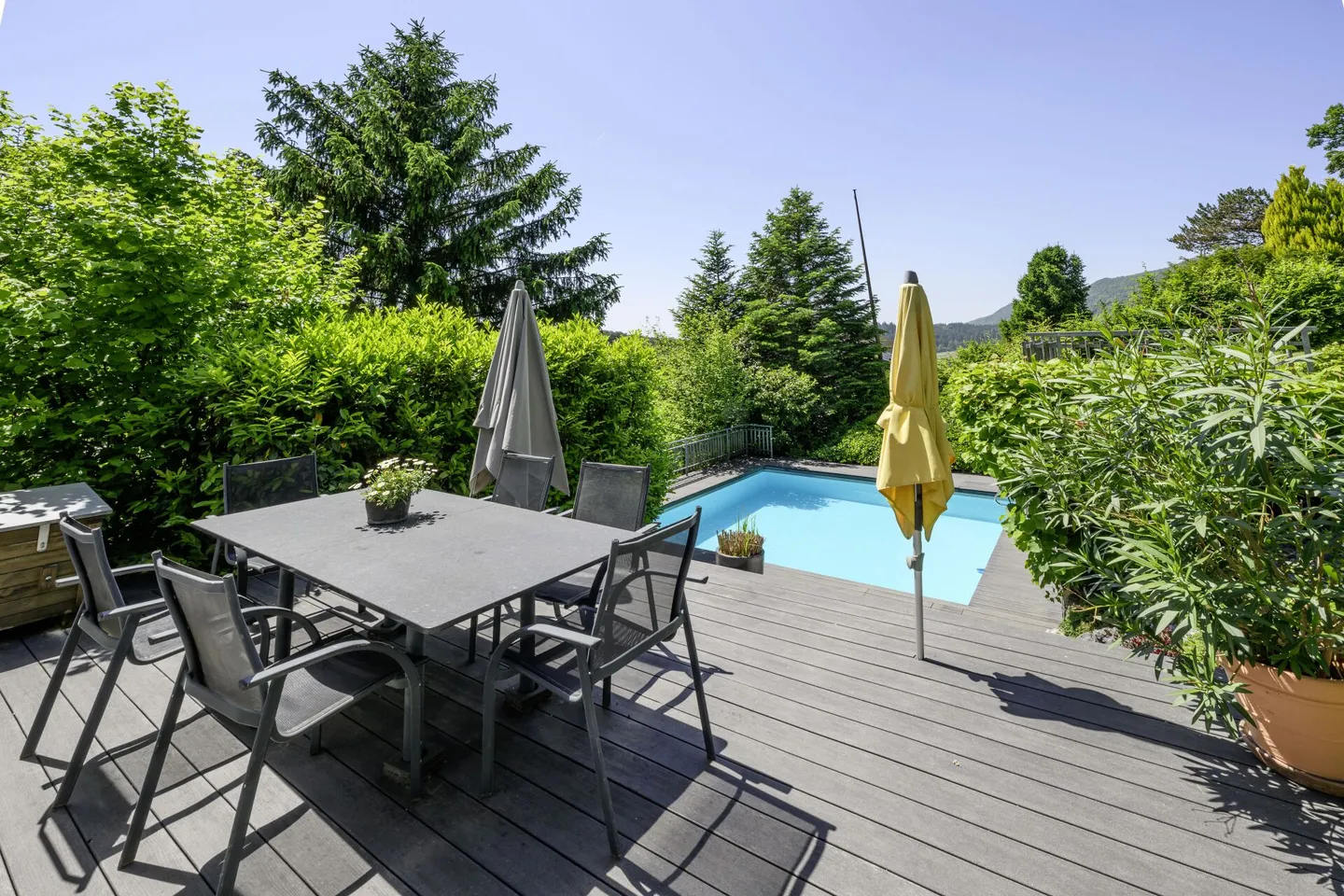 Einfamilienhaus mit Pool - Foto 4 von 15