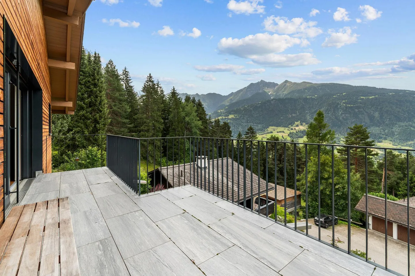 Modernes Duplex mit Bergblick - Foto 2 von 17