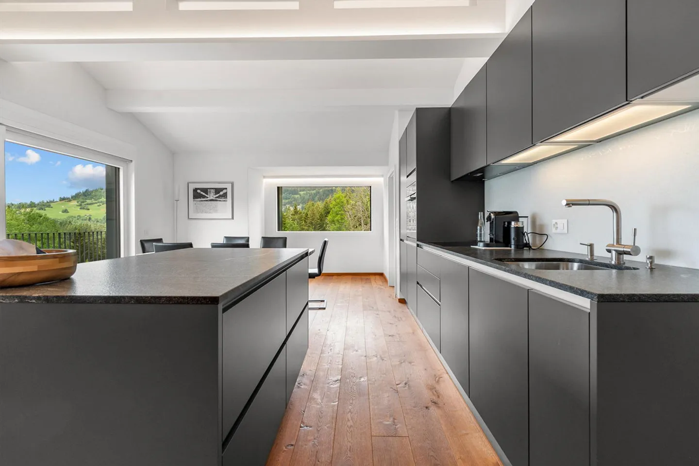 Modernes Duplex mit Bergblick - Foto 12 von 17