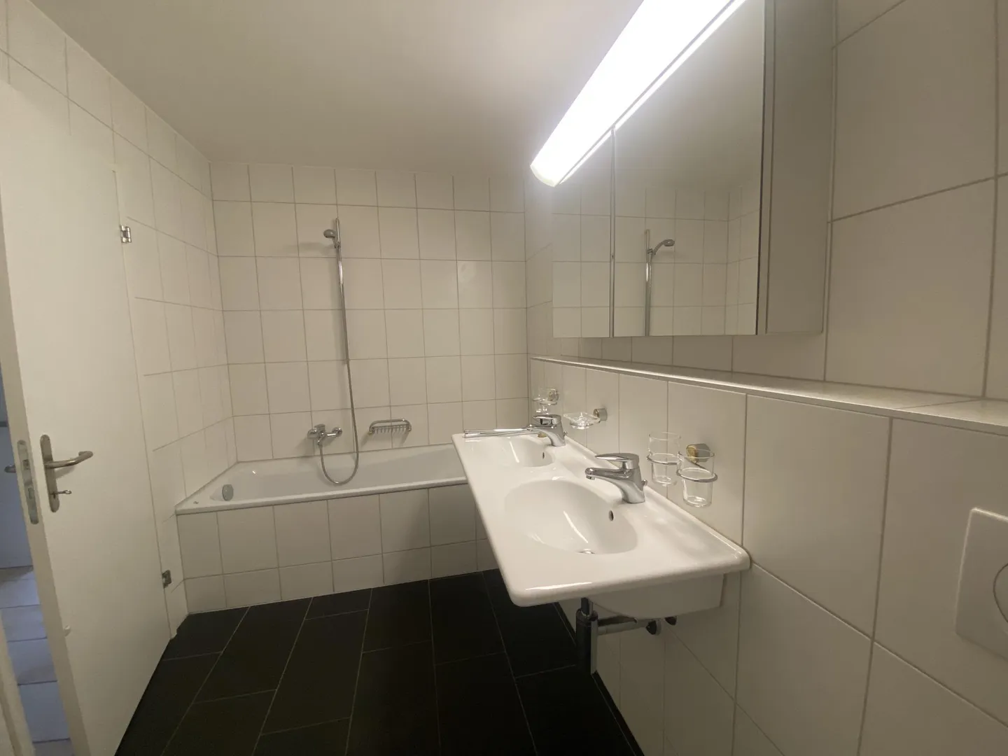 Magnificent 4.5 room duplex for rent in Neuchâtel - Photo 9 of 9