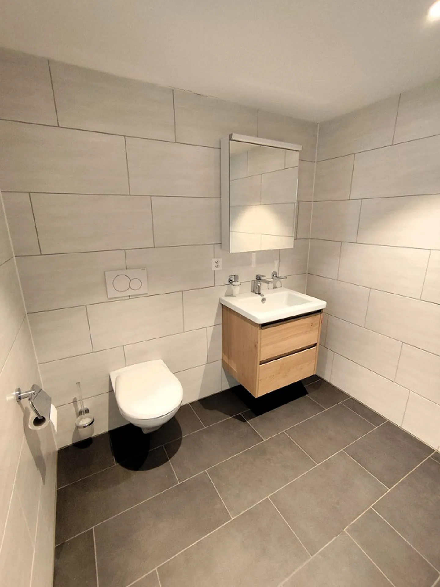 Spazio ufficio moderno e luminoso - Foto 4 di 5