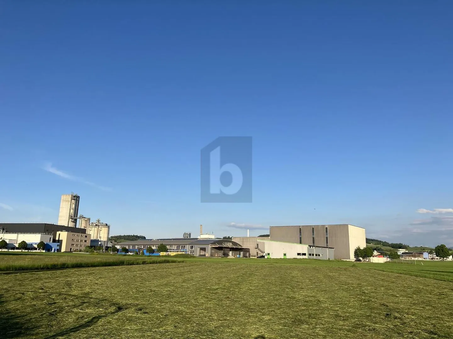 New Building with Parking Spaces Located Close to Nature - Photo 1 of 5