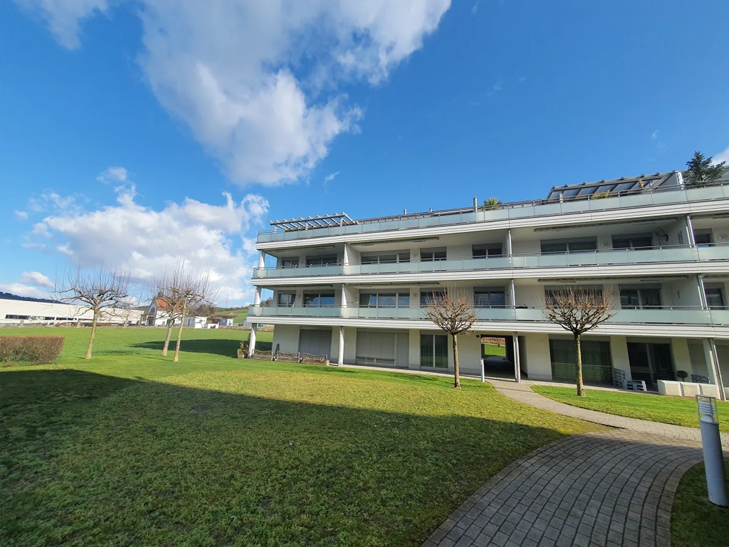Gemütliche Wohnung mit grossem Balkon - Foto 1 von 8