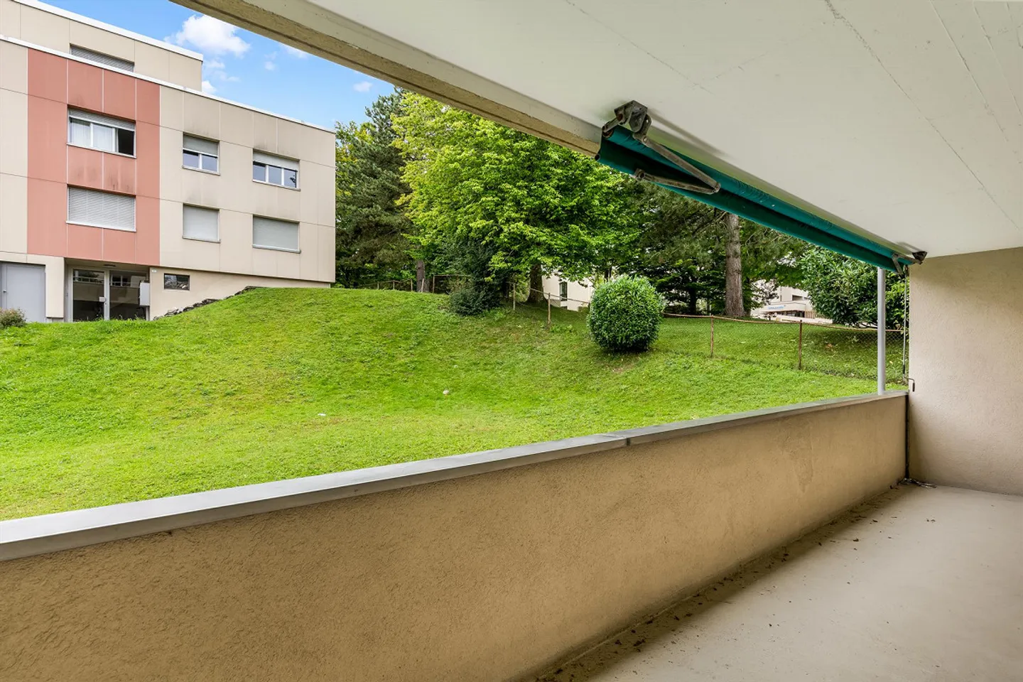 3.5 Zimmerwohnung mit  grosszügigem Balkon zu vermieten - Foto 6 von 6