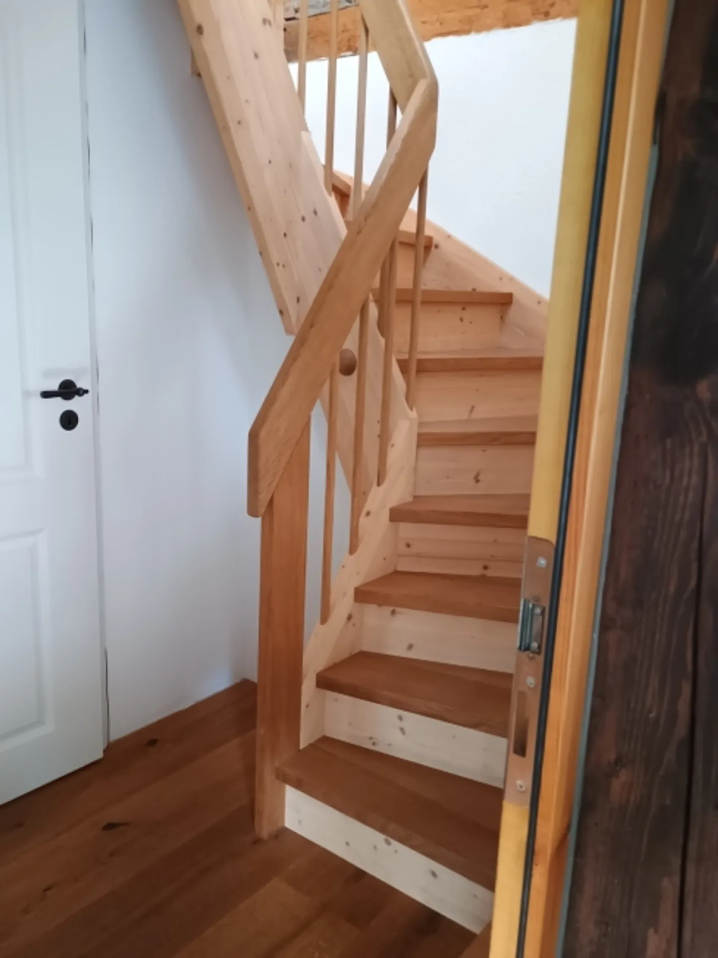 APPARTAMENTO 1 STANZA A MATTSTETTEN (BE), ARREDATO, TEMPORANEO - Foto 3 di 6