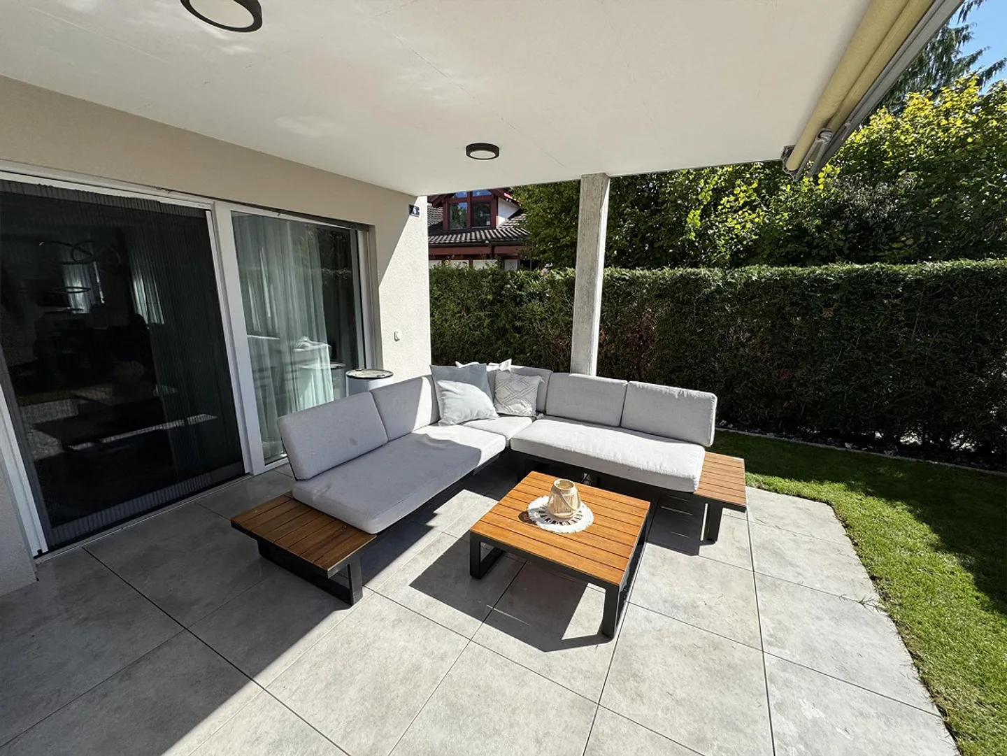 Modern 4.5-room garden apartment in a central location in Bülach - Photo 1 of 12