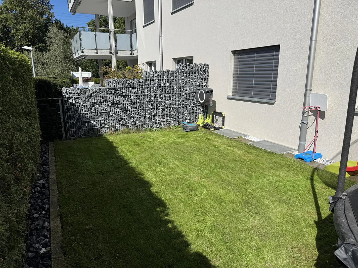 Modern 4.5-room garden apartment in a central location in Bülach - Photo 2 of 12