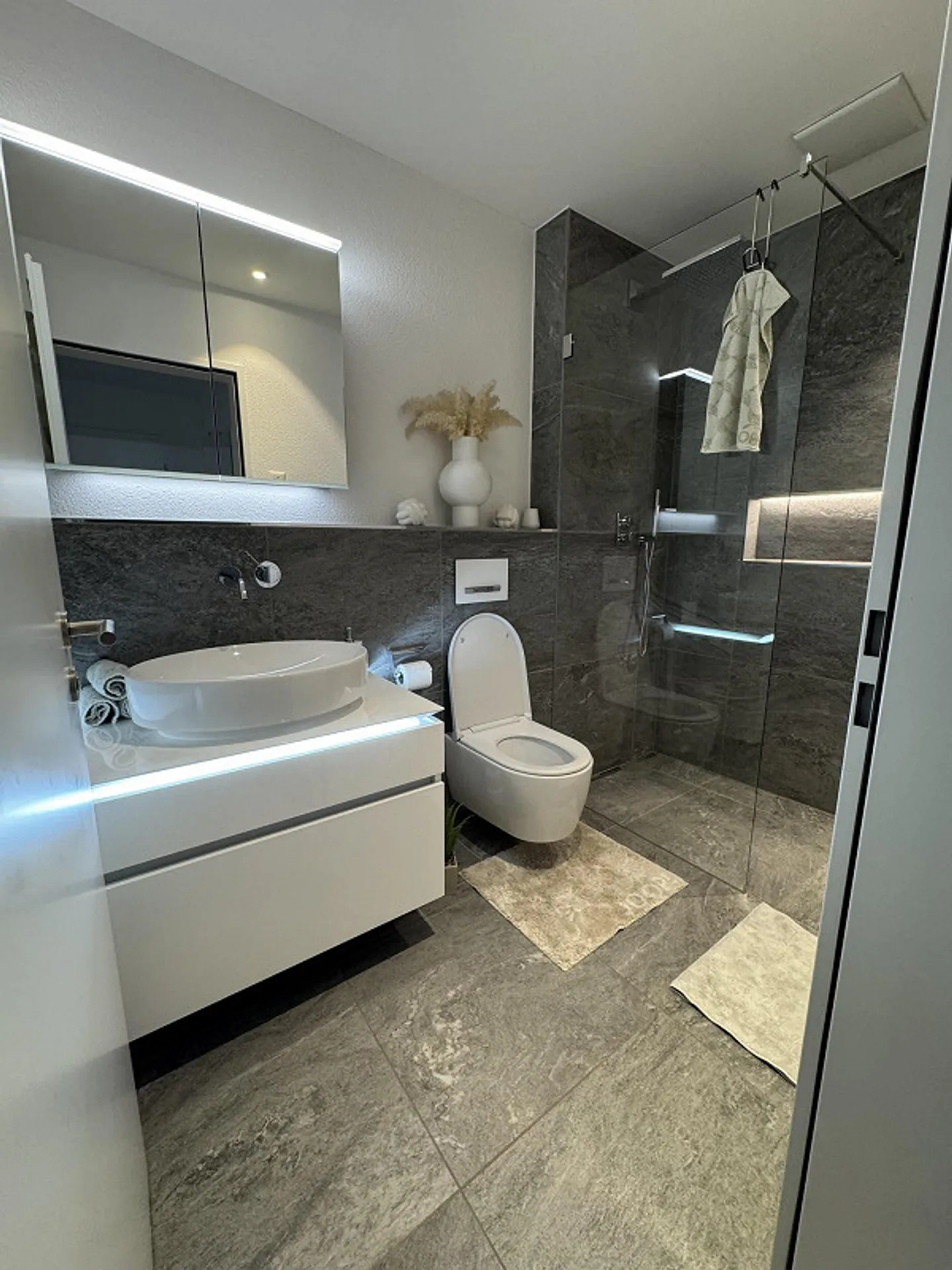 Modern 4.5-room garden apartment in a central location in Bülach - Photo 6 of 12