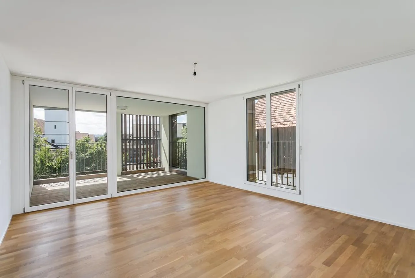 Comfort abitativo in una posizione residenziale idilliaca - Foto 3 di 7