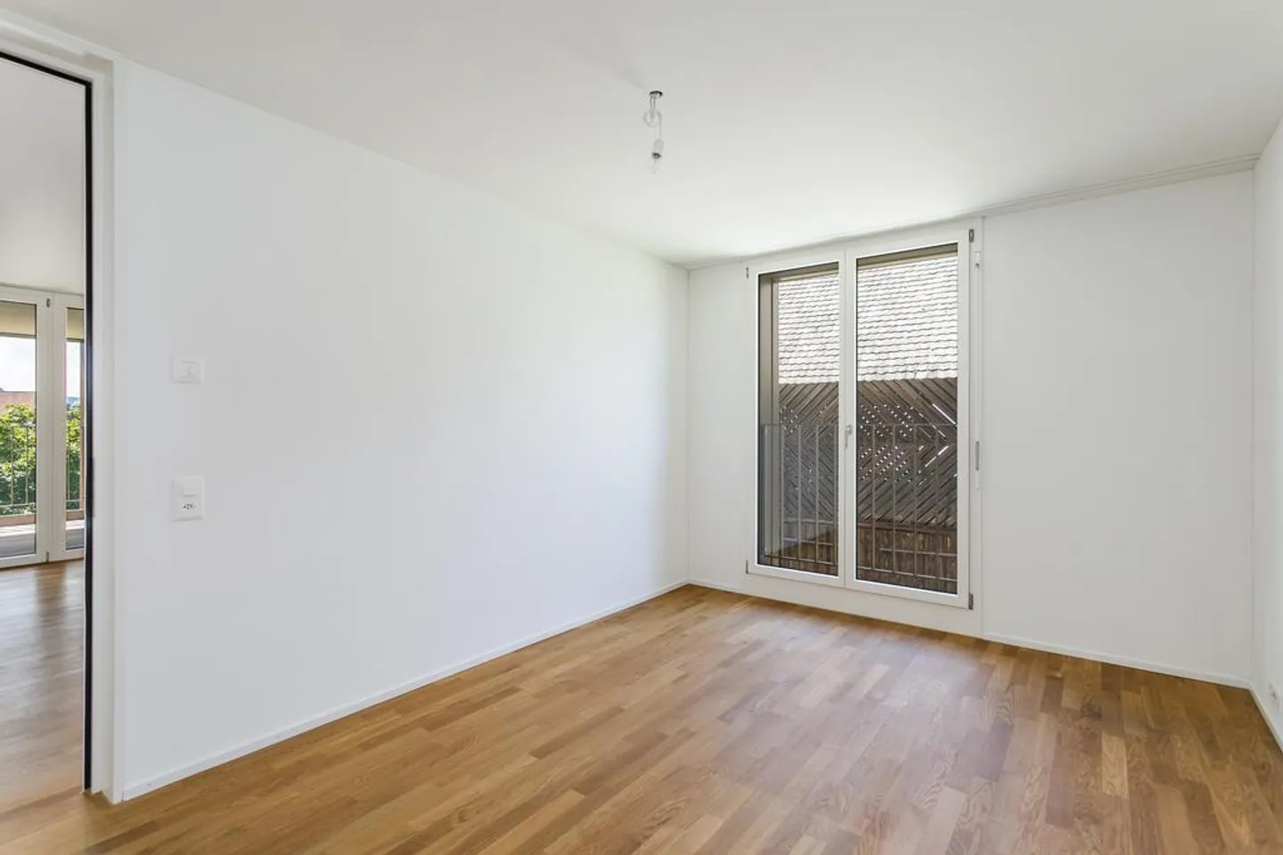Comfort abitativo in una posizione residenziale idilliaca - Foto 5 di 7
