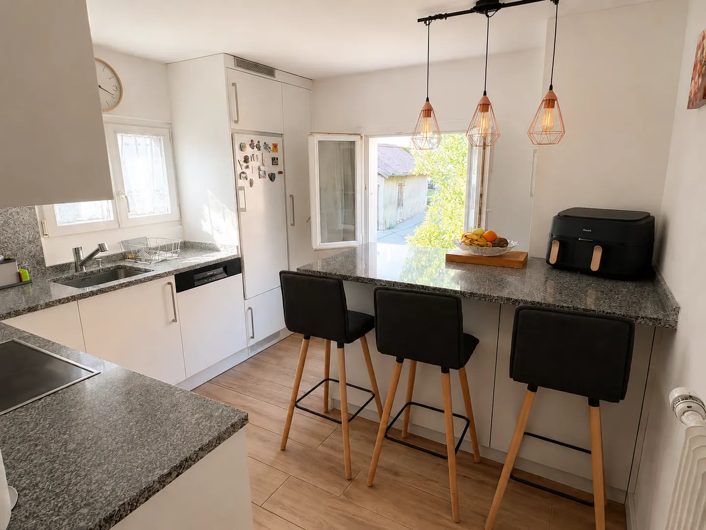 Charmante maison avec extérieur au coeur d'Aproz - Foto 2 di 10