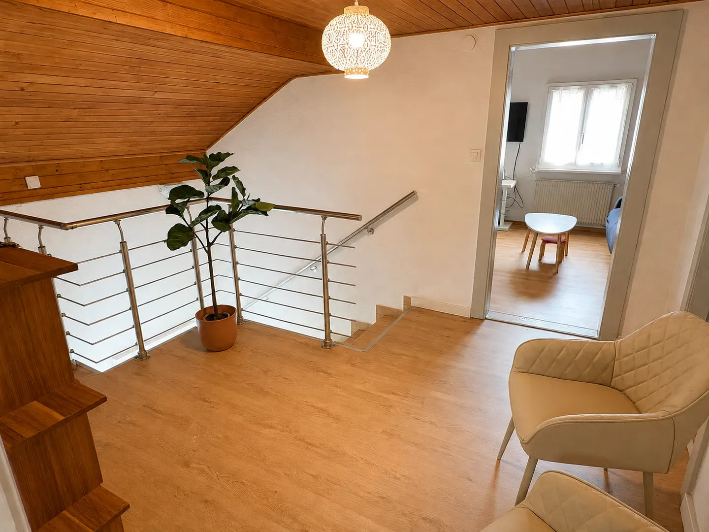 Charmante maison avec extérieur au coeur d'Aproz - Foto 7 di 10