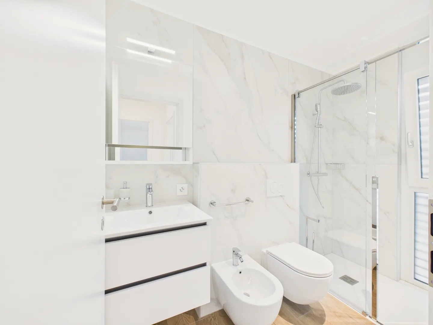 Charmante 2,5-Zimmer-Wohnung in Giubiasco, Kanton TI - Foto 9 von 12