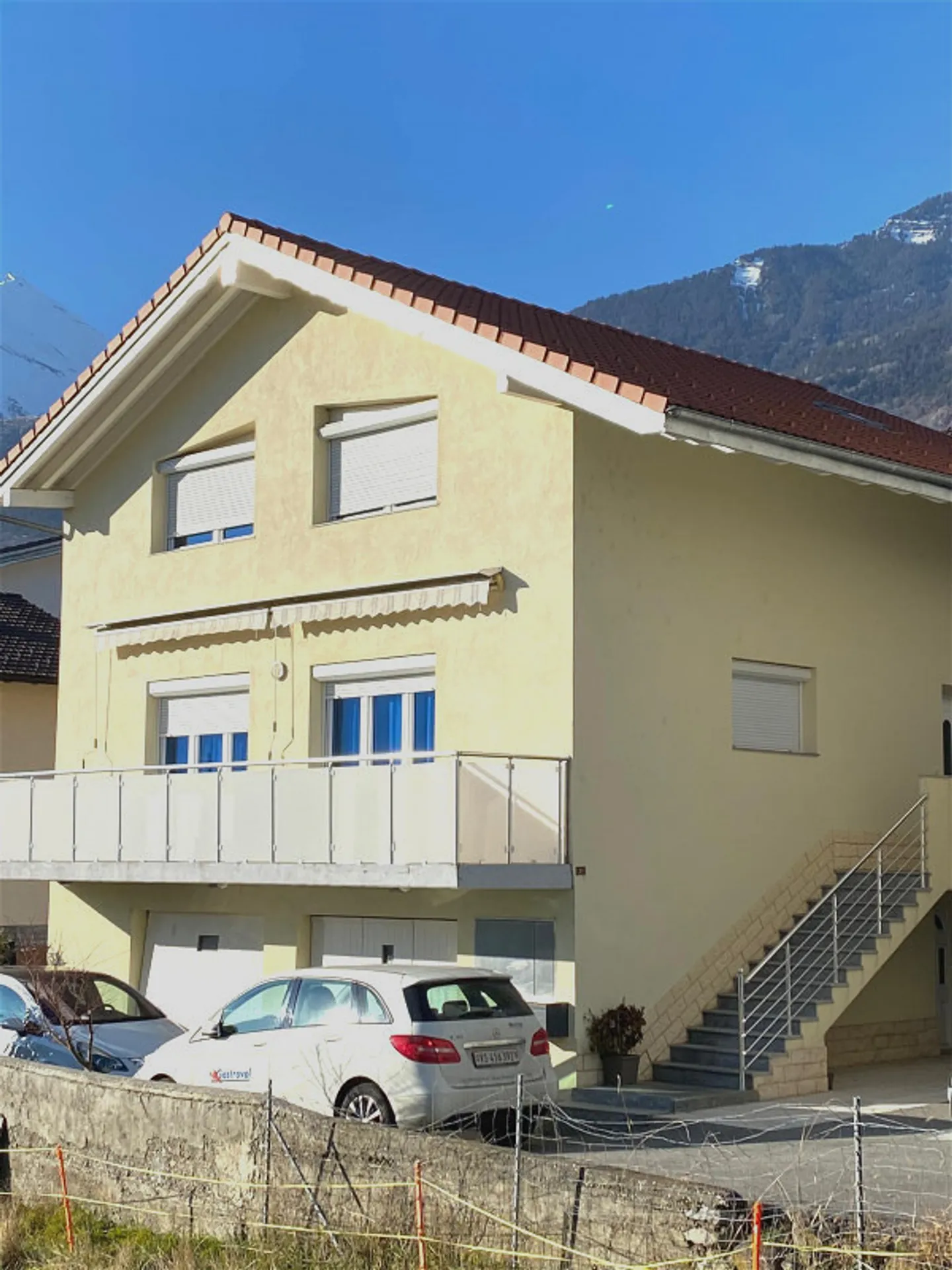 Elegante villa con un appartamento indipendente di 2 stanze - Foto 25 di 28