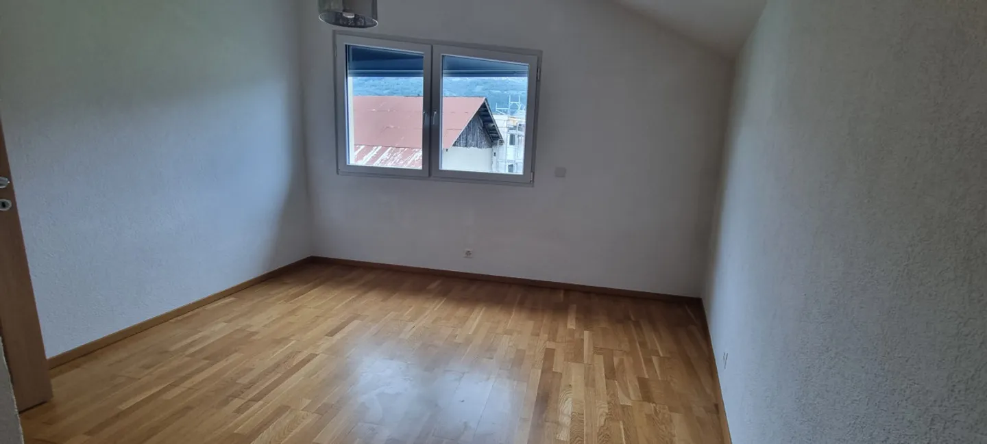 Elegante villa con un appartamento indipendente di 2 stanze - Foto 10 di 28