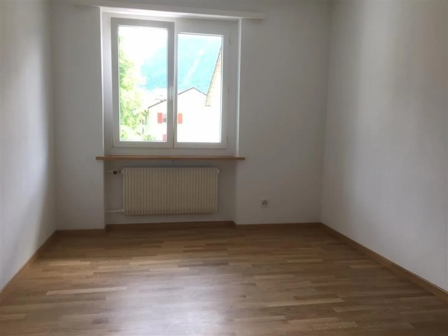 Appartamento 2 camere in una posizione soleggiata e tranquilla - Foto 5 di 6