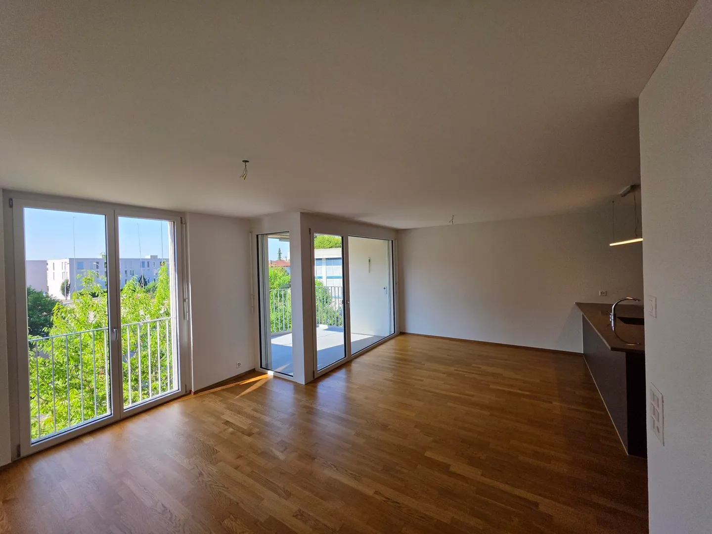 Moderne 3.5-Zimmerwohnung - Foto 3 von 13