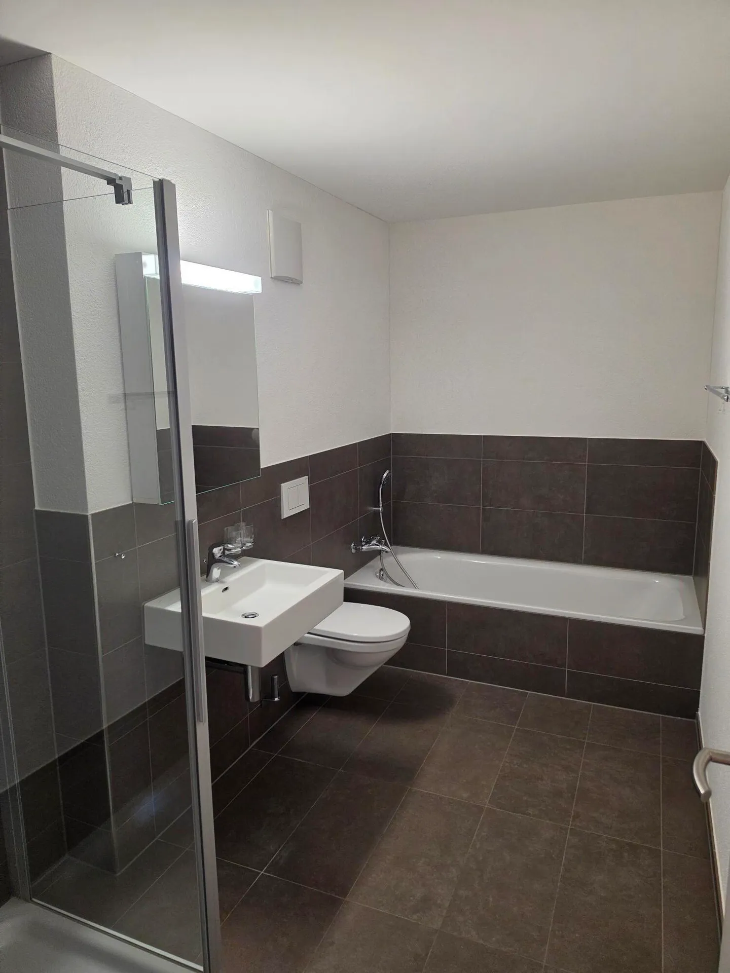 Moderne 3.5-Zimmerwohnung - Foto 8 von 13