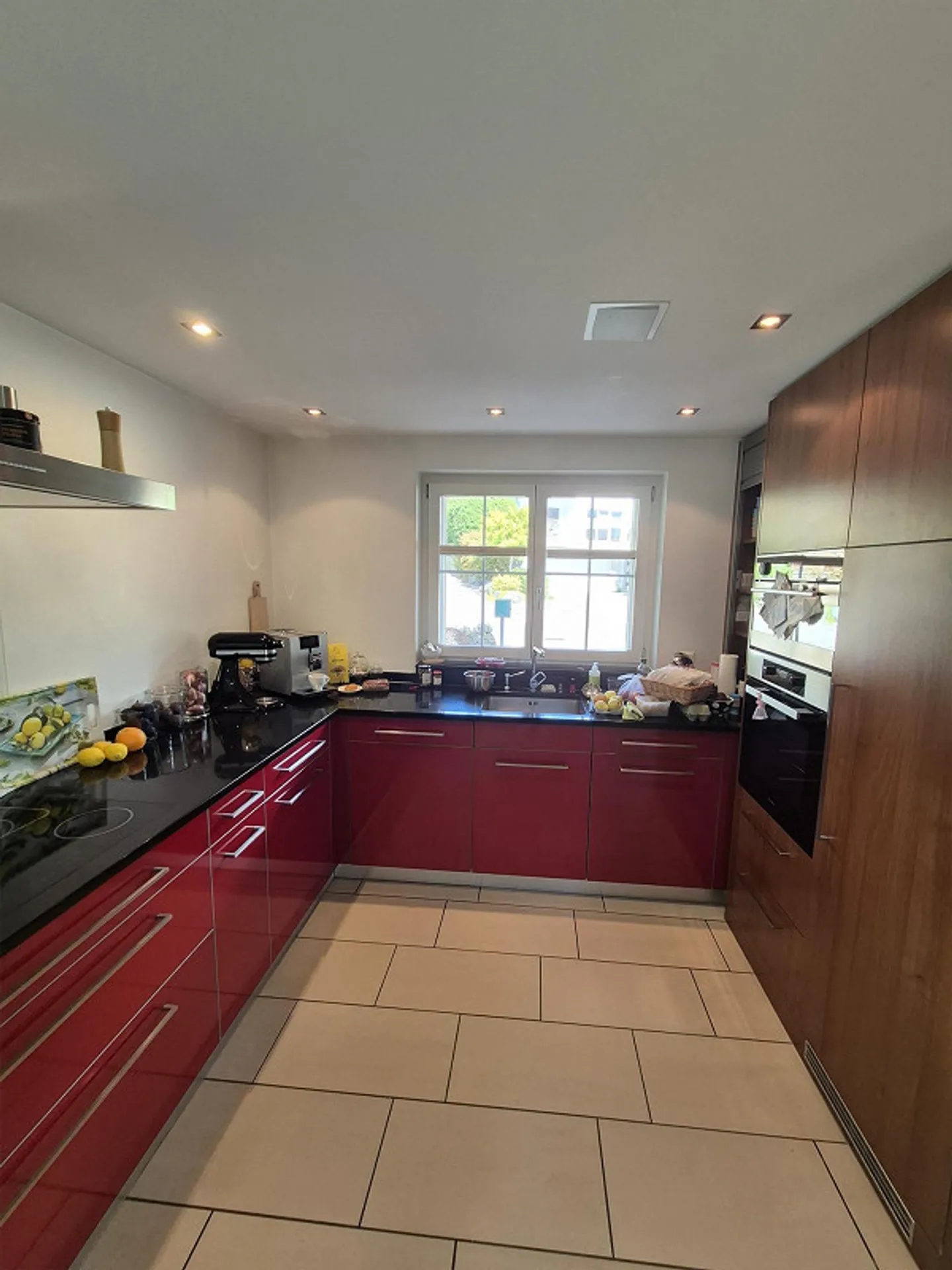 6½ Room Single-Family House in Preferred Residential Area - Photo 6 of 14