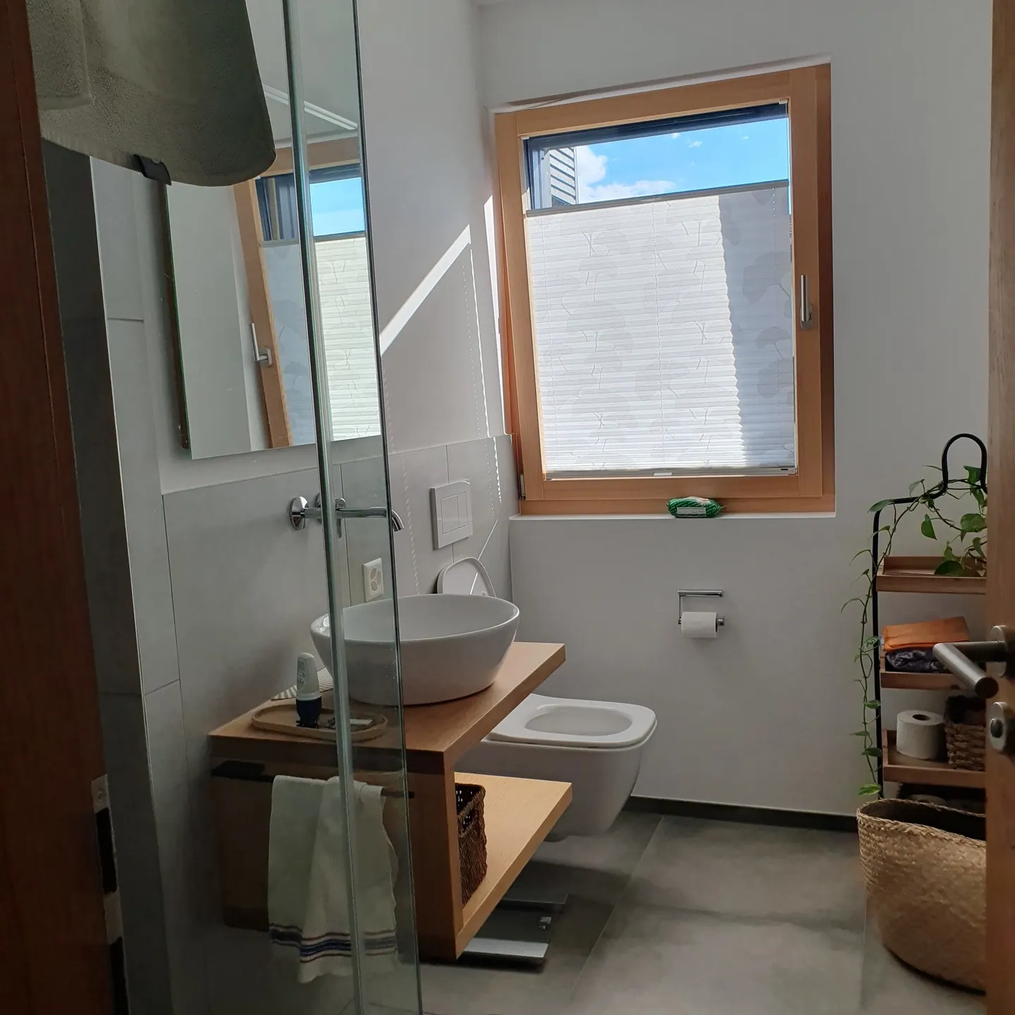 APPARTEMENT 3½ PIÈCES À WETZIKON (ZH), MEUBLÉ, TEMPORAIRE - Photo 7 sur 10