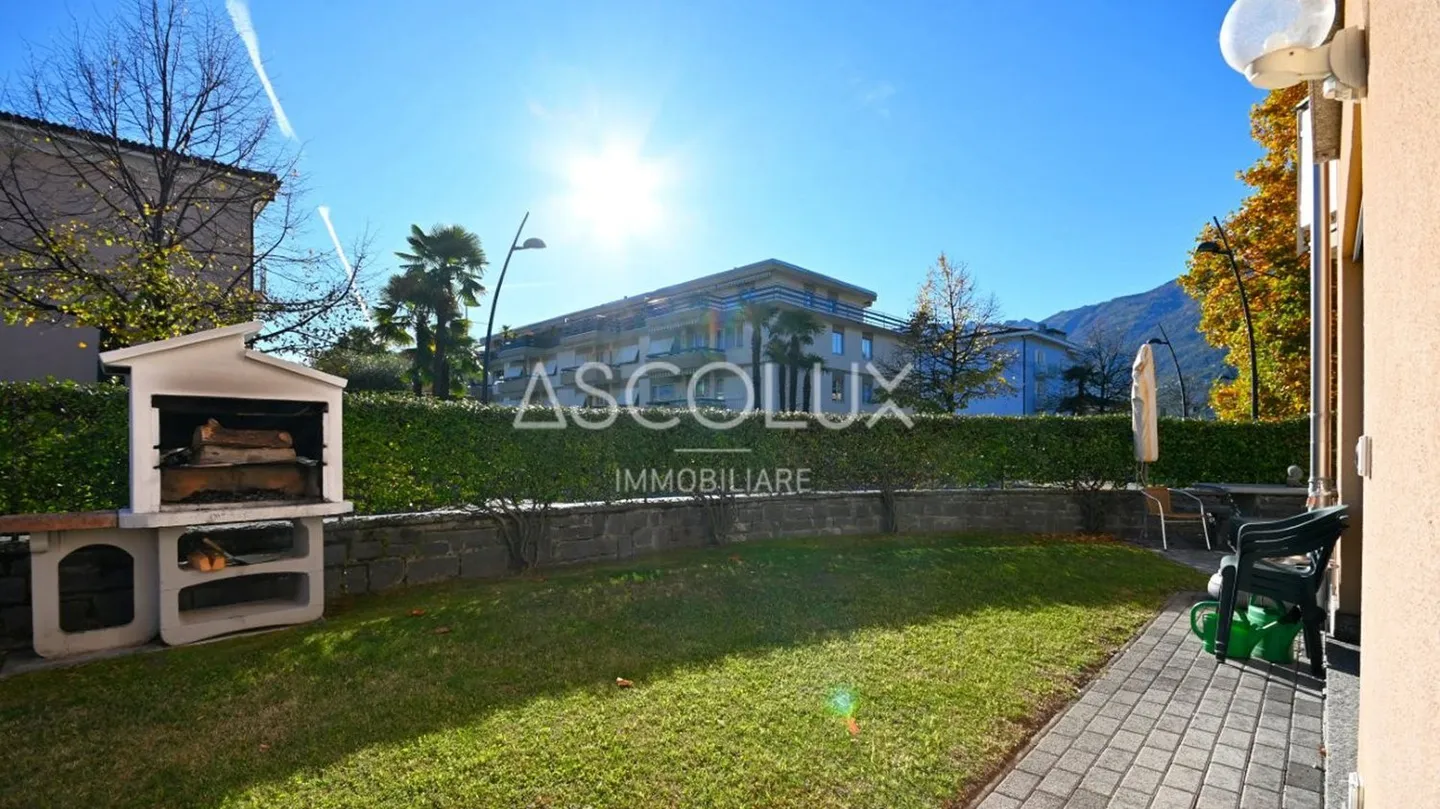 Semi-Detached House with 3.5 and 4.5 Room Apartments and Large Storage/Hobby Rooms - Photo 7 of 24