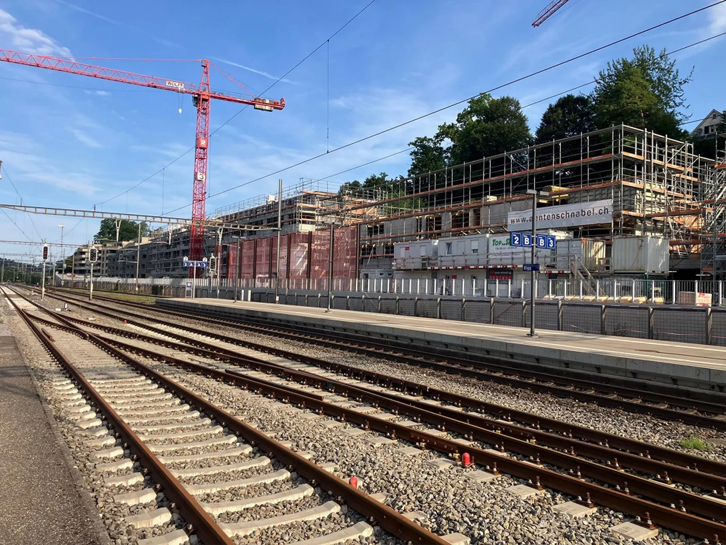 ERSTVERMIETUNG - LETZTE GELEGENHEIT - 4.5 ZIMMER - 7/24 BESICHTIGEN! - Foto 12 von 13