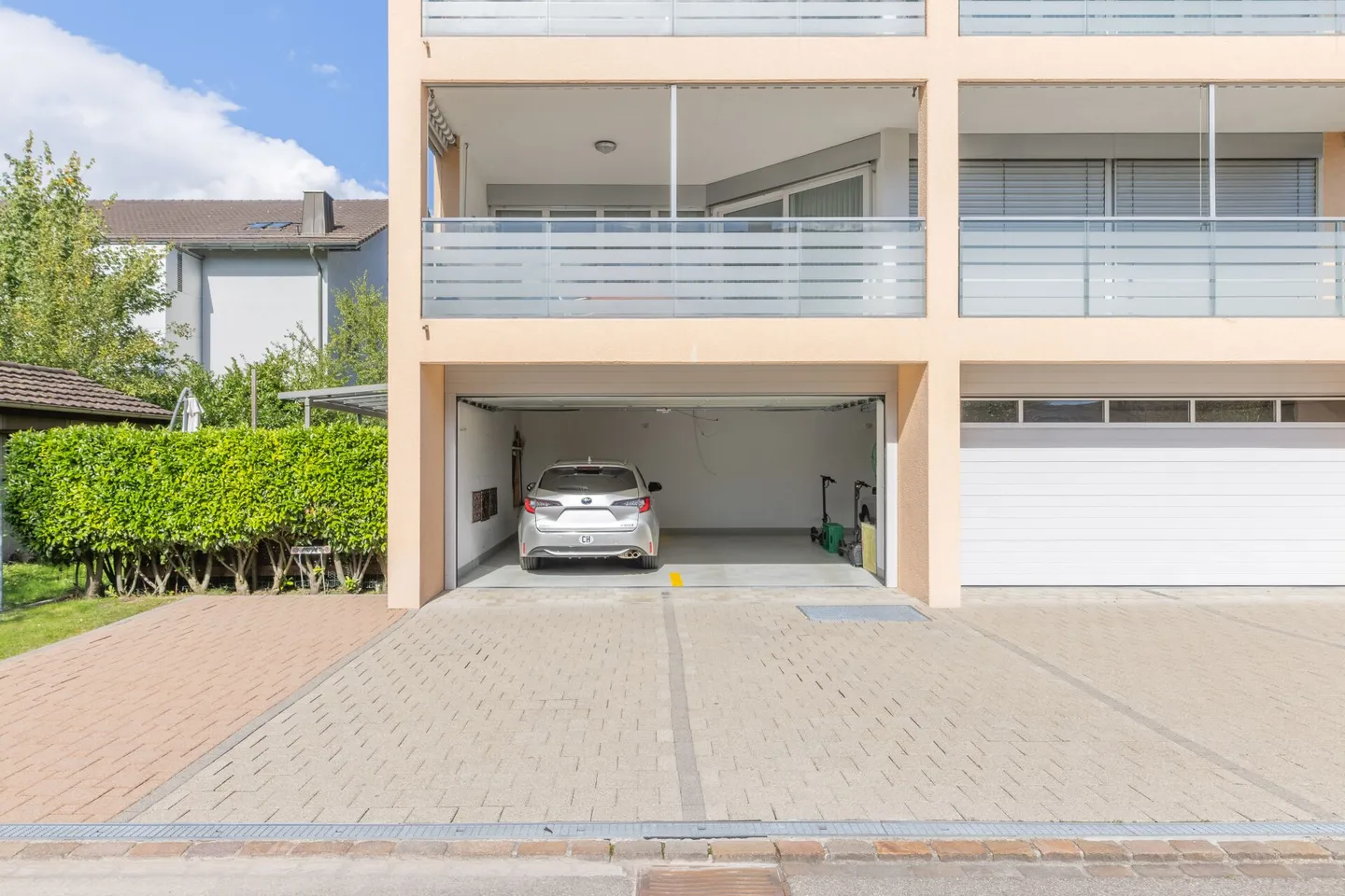 Well-maintained and spacious condominium in the heart of Wettingen - Photo 11 of 12