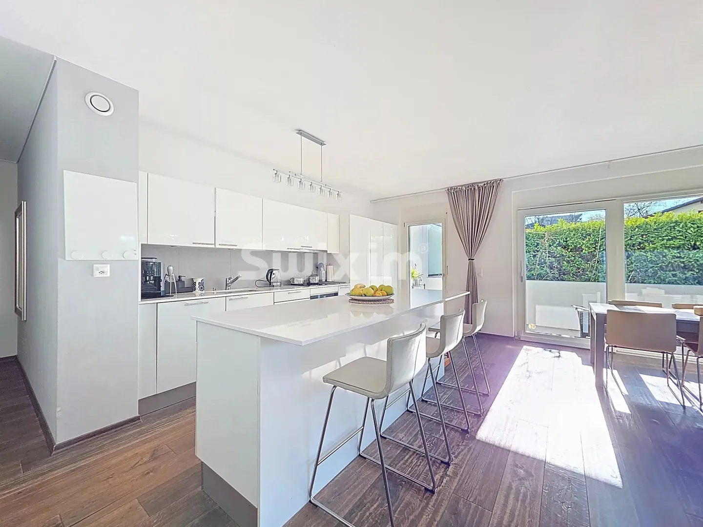 Spacious 5-room Minergie apartment in Geneva - Photo 2 of 2