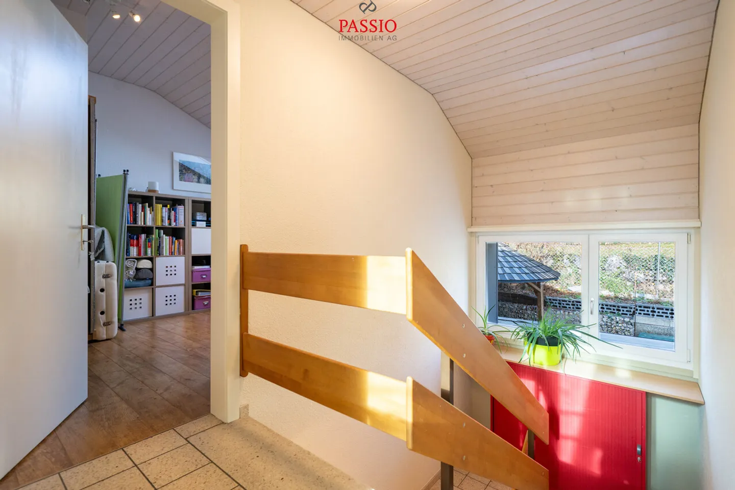 Maison 2 familles de 7 pièces avec studio, espace commercial et vue sur les Alpes - Photo 18 sur 32