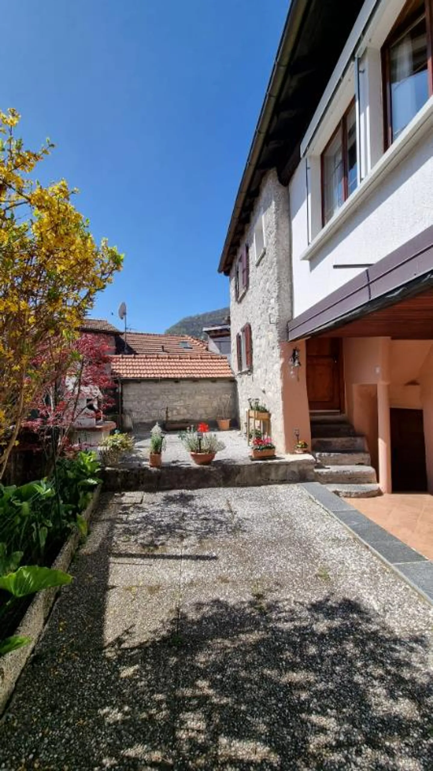 «5.5 Zimmer Einfamilienhaus» - Foto 2 von 5