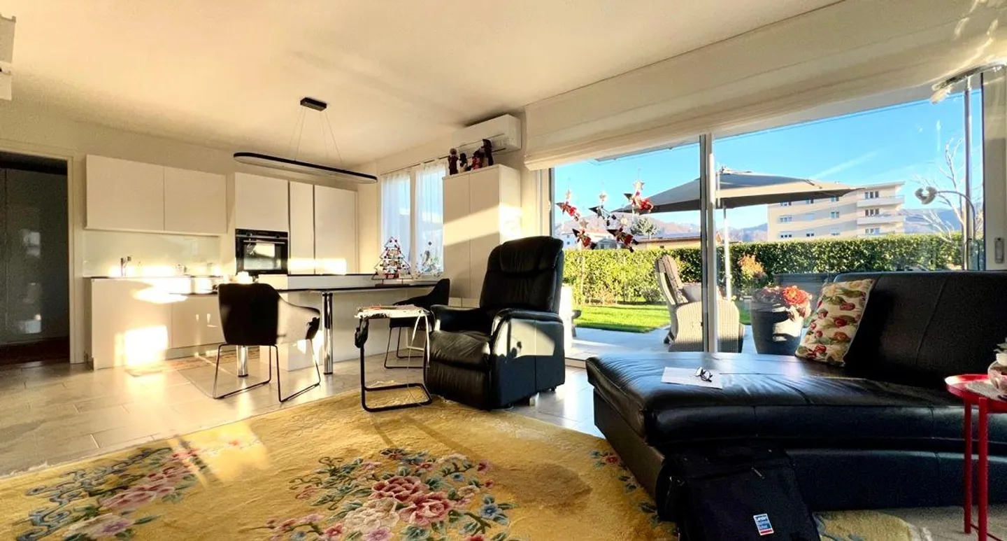 3,5-Zimmer-Wohnung mit großer Terrasse und Garten - Foto 10 von 16