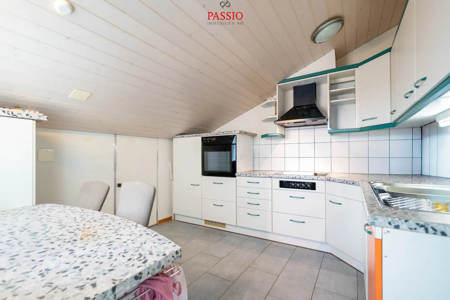 Maison 2 familles de 7 pièces avec studio, espace commercial et vue sur les Alpes - Photo 20 sur 32