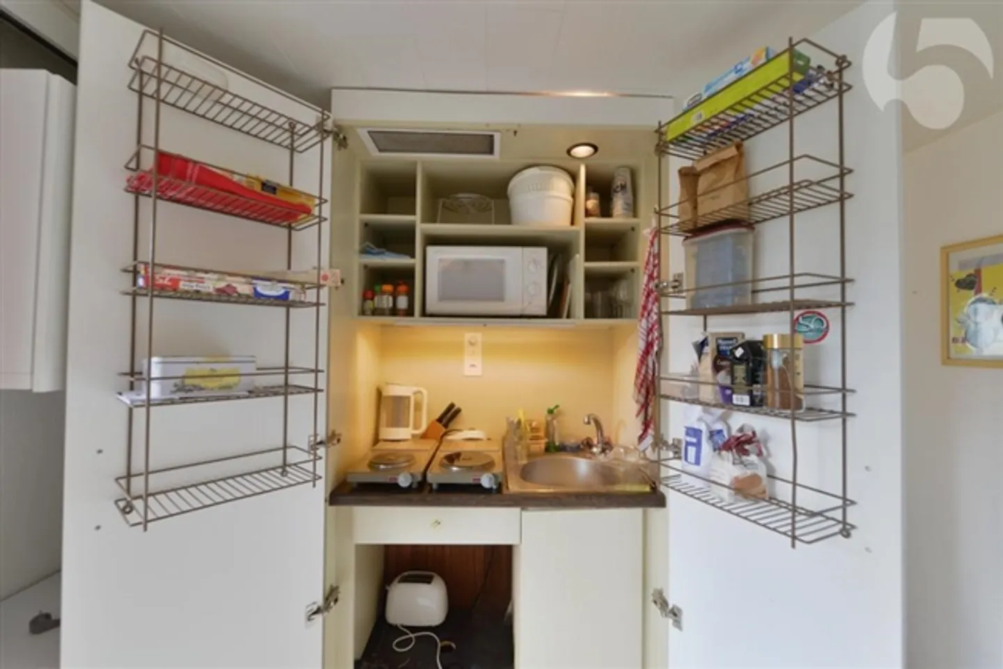 «Ski Trail Studio mit Balkon und Innenpool» - Foto 5 von 7