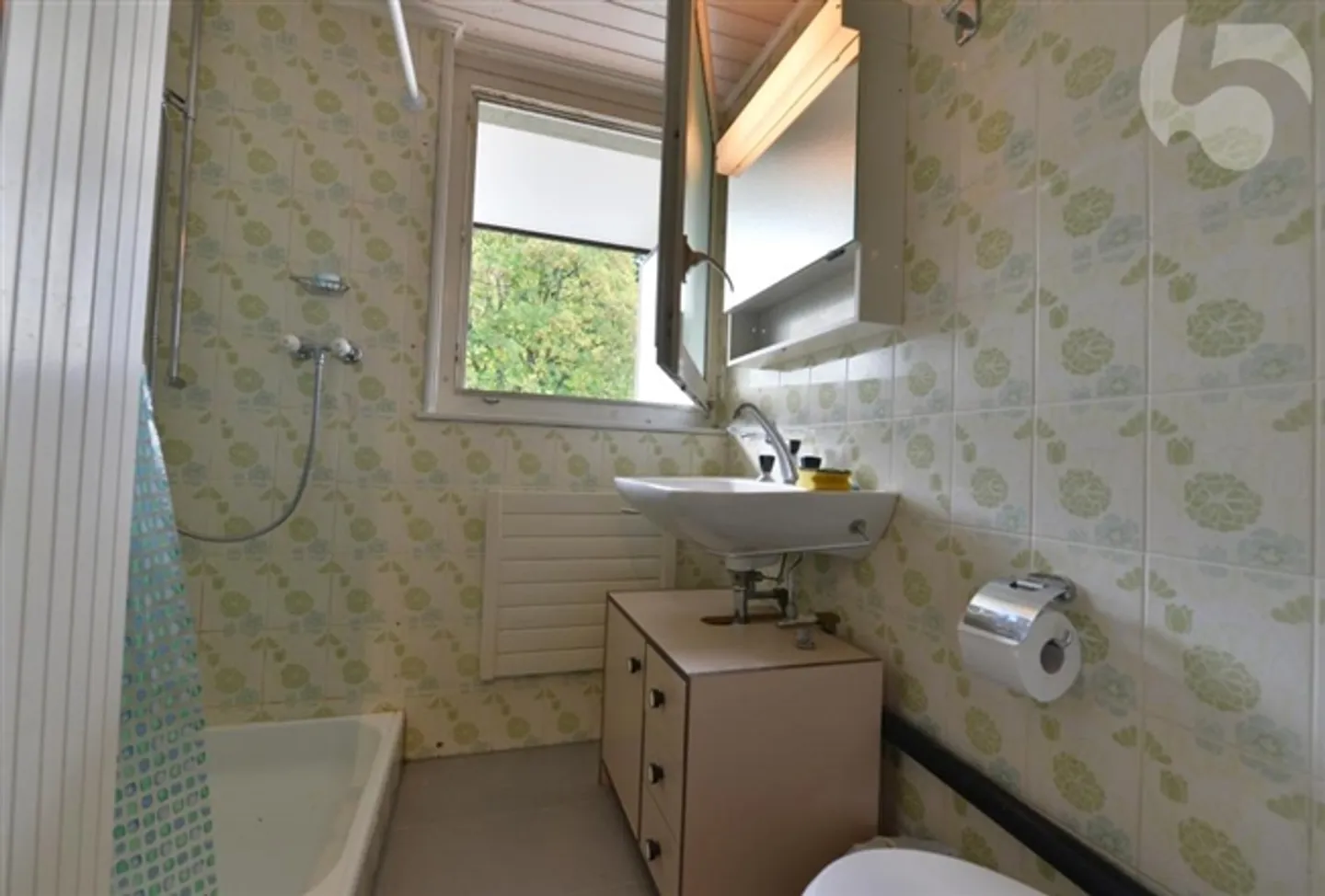 «Ski Trail Studio mit Balkon und Innenpool» - Foto 6 von 7